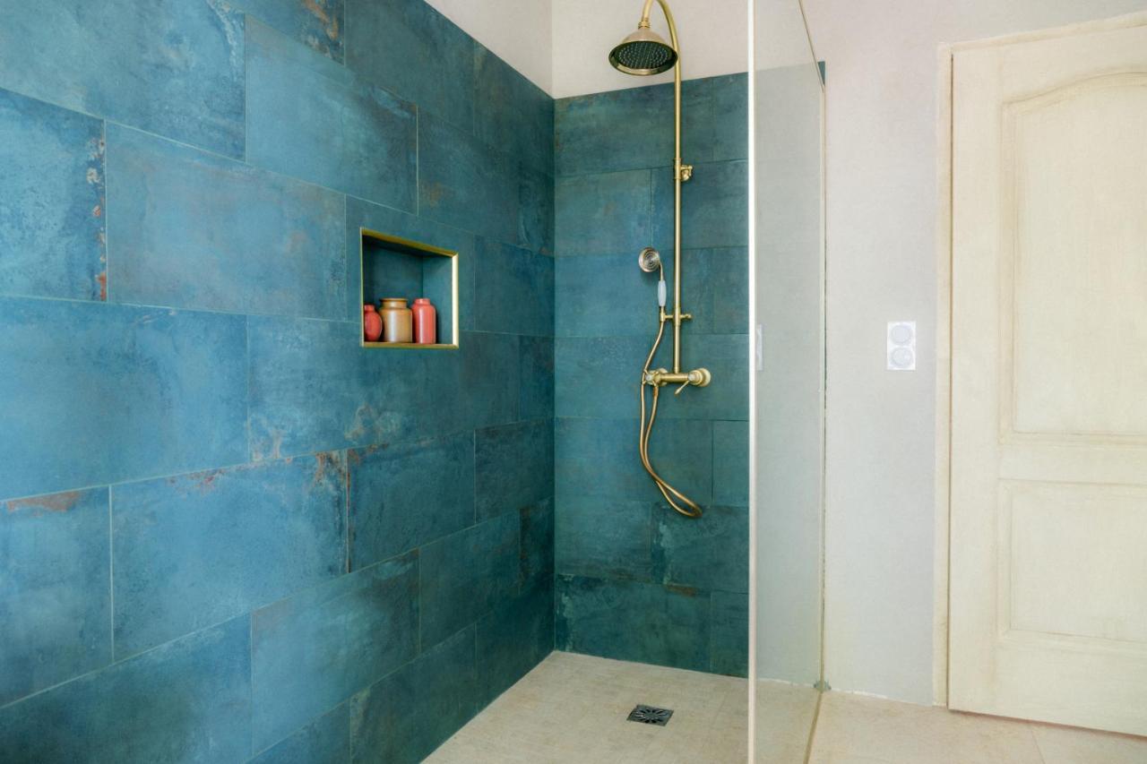Chambres D'Hotes B&B - Chateau De Sienne Proche Avignon Orange Piscine Riviere Chusclan Dış mekan fotoğraf