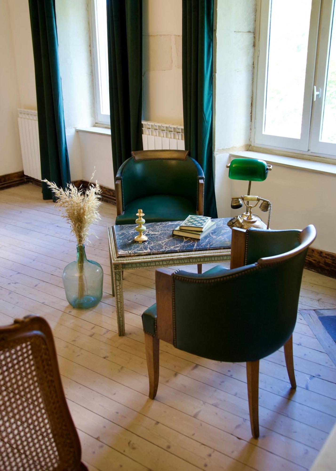 Chambres D'Hotes B&B - Chateau De Sienne Proche Avignon Orange Piscine Riviere Chusclan Dış mekan fotoğraf
