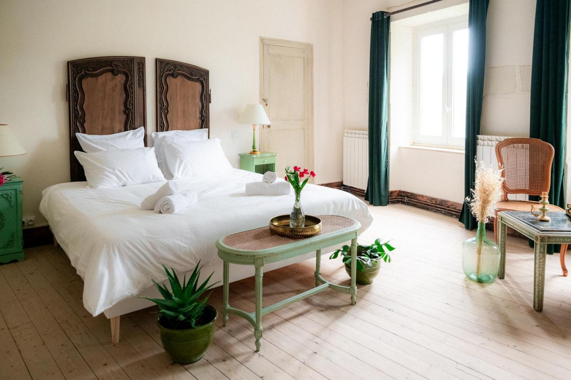 Chambres D'Hotes B&B - Chateau De Sienne Proche Avignon Orange Piscine Riviere Chusclan Dış mekan fotoğraf