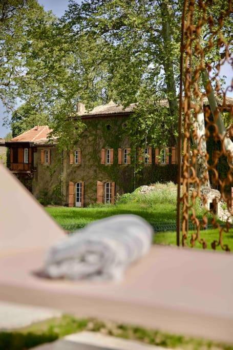 Chambres D'Hotes B&B - Chateau De Sienne Proche Avignon Orange Piscine Riviere Chusclan Dış mekan fotoğraf