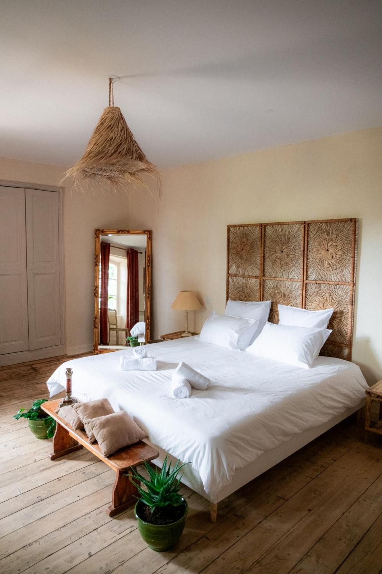Chambres D'Hotes B&B - Chateau De Sienne Proche Avignon Orange Piscine Riviere Chusclan Dış mekan fotoğraf
